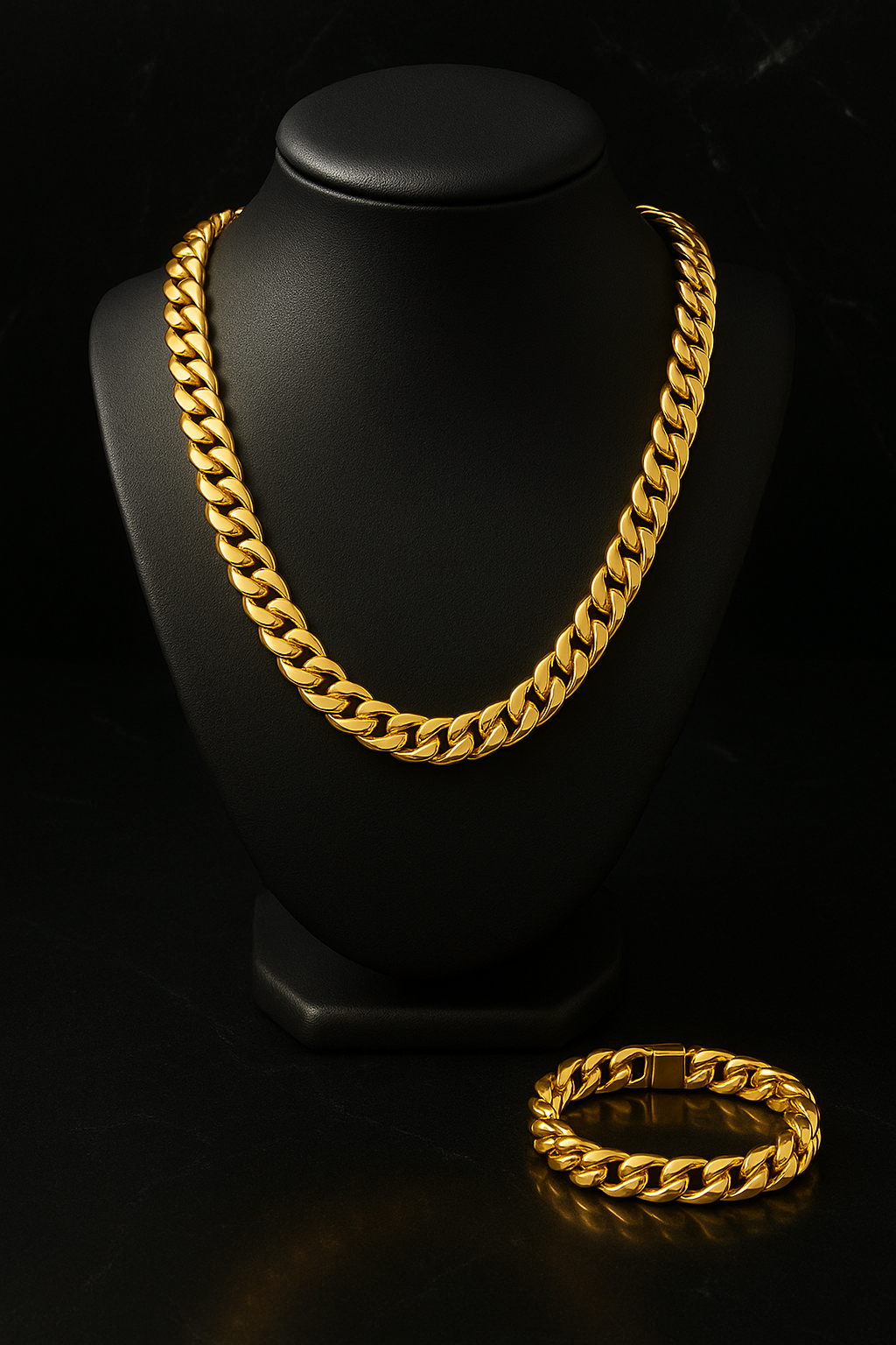 "Cuban" Gold-Colored Necklace &amp; Bracelet (8mm)